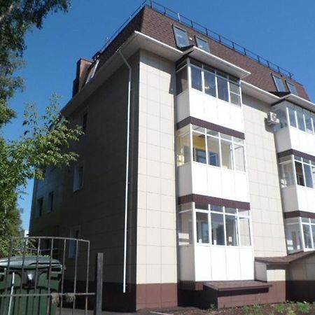 Na Pugacheva Apartment Vologda Bagian luar foto